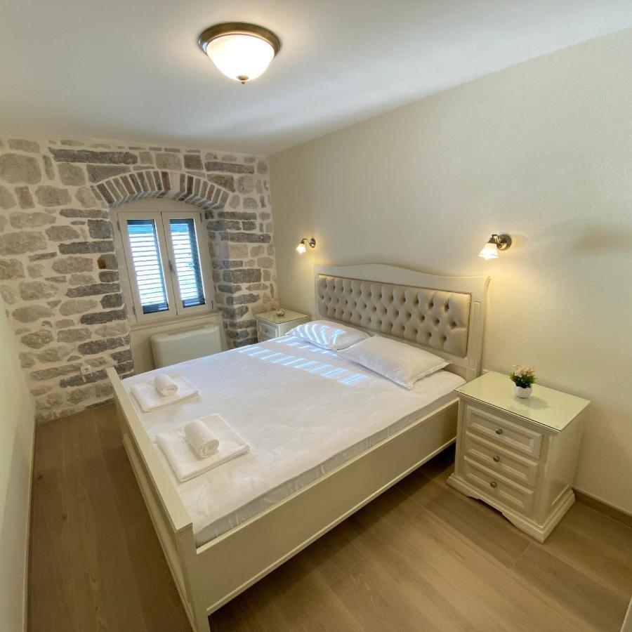 Apartments Marijaz Kotor Exterior photo
