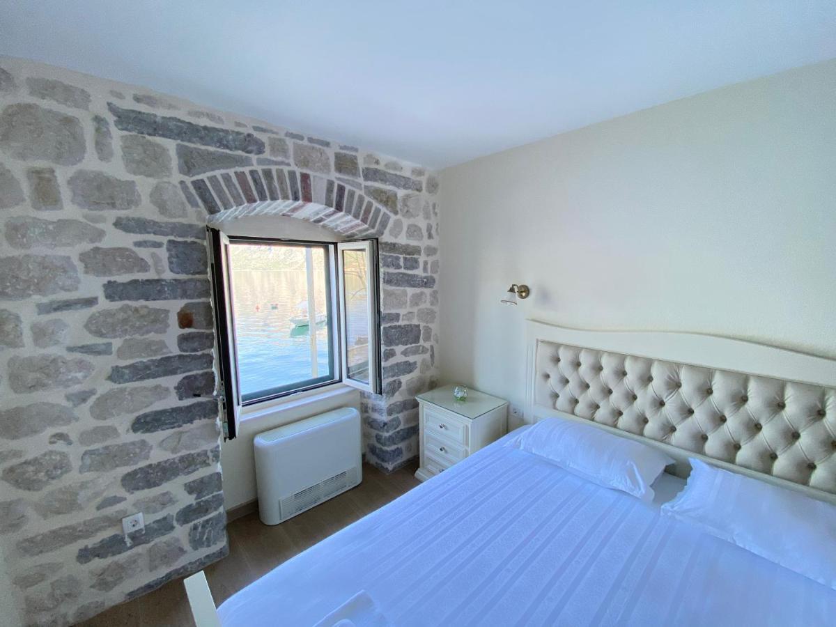 Apartments Marijaz Kotor Exterior photo
