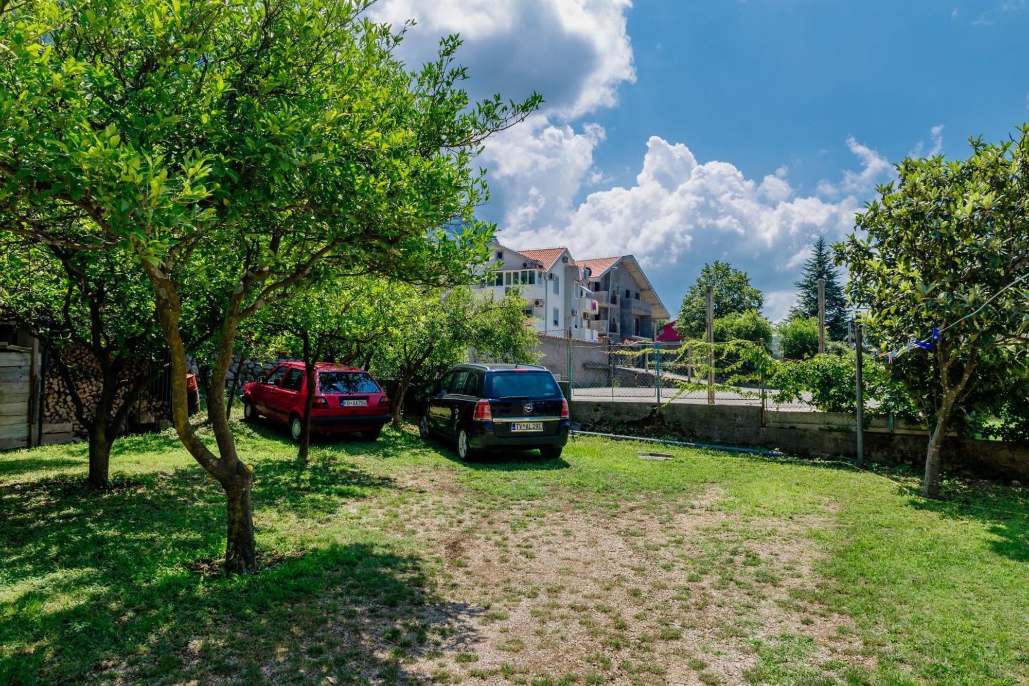 Apartments Marijaz Kotor Exterior photo