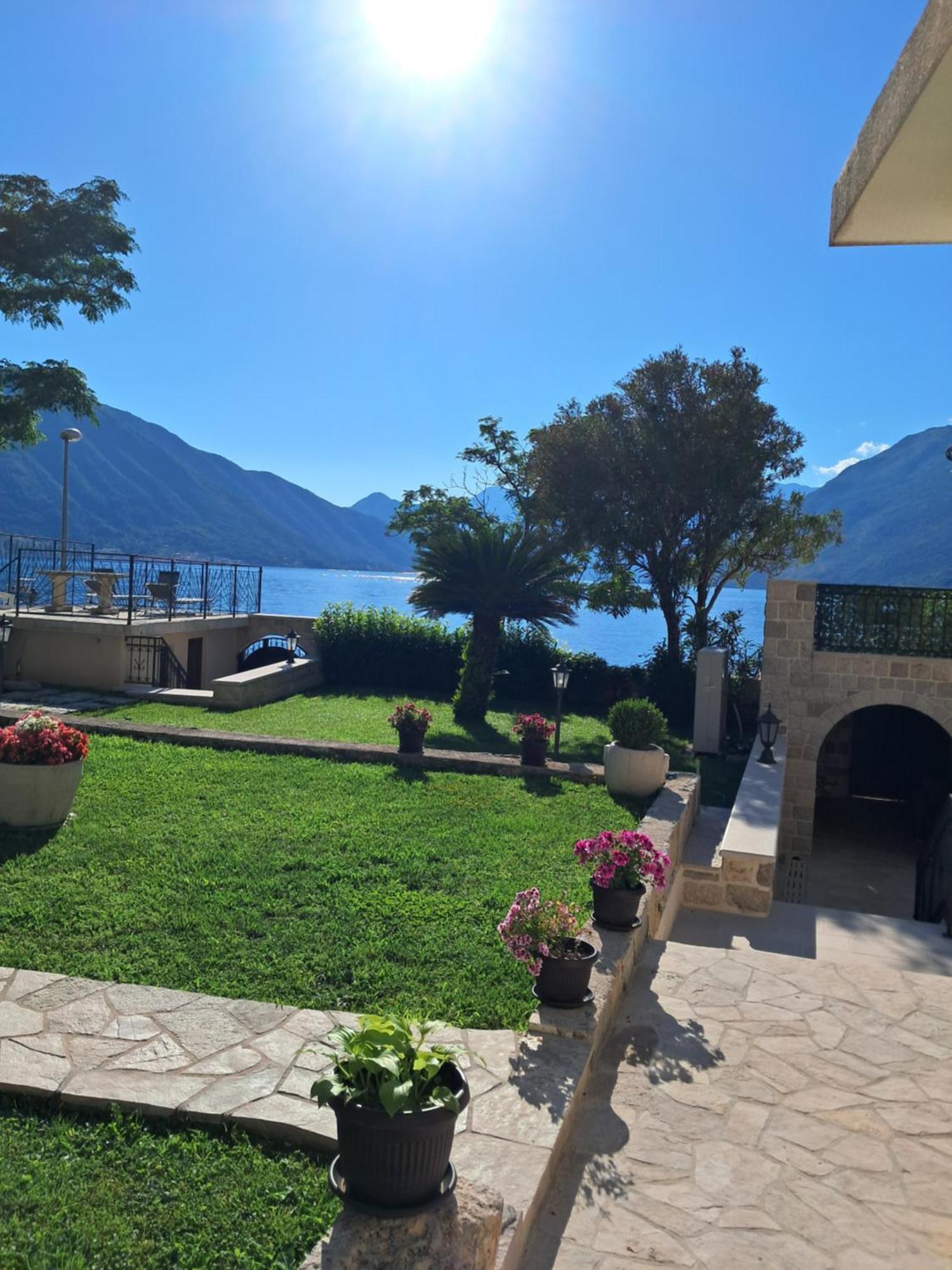 Apartments Marijaz Kotor Exterior photo