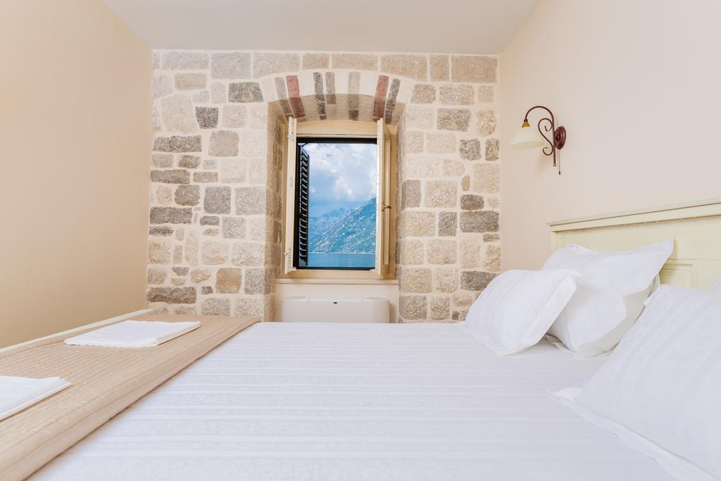 Apartments Marijaz Kotor Exterior photo